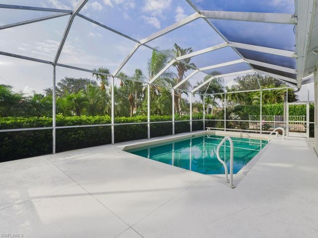 2051 Morning Sun LN, Naples, FL 34119