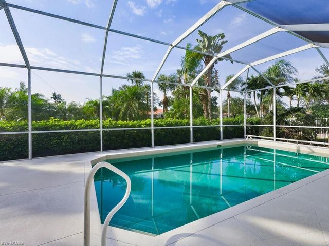 2051 Morning Sun LN, Naples, FL 34119