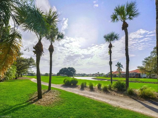2051 Morning Sun LN, Naples, FL 34119