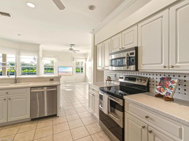 2051 Morning Sun LN, Naples, FL 34119