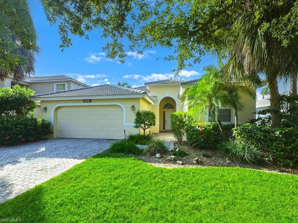 2051 Morning Sun LN, Naples, FL 34119