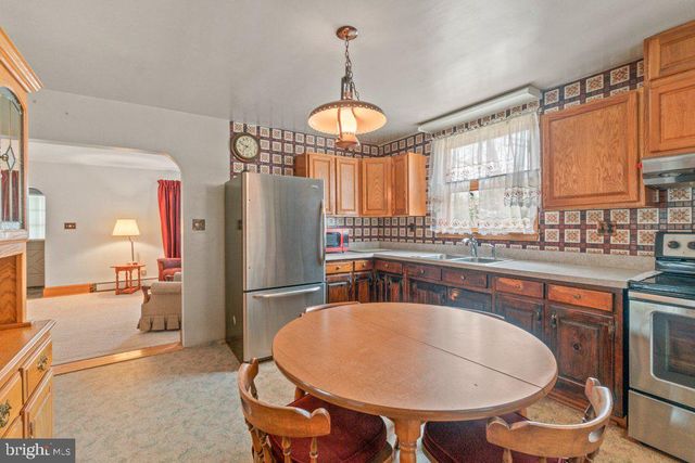 21119 RIDGE RD, Freeland, MD 21053