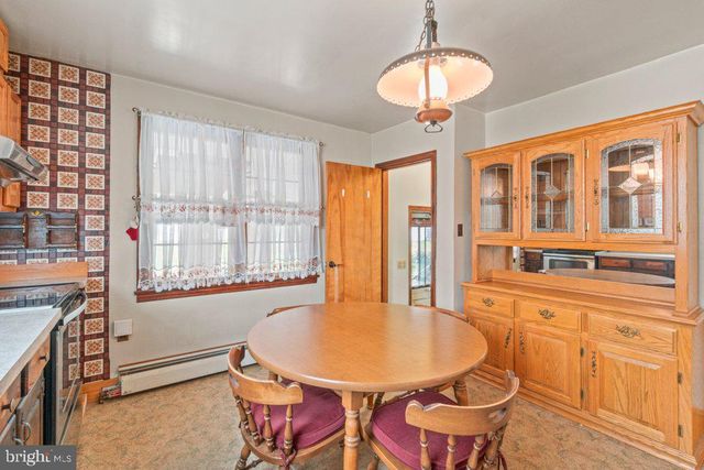 21119 RIDGE RD, Freeland, MD 21053