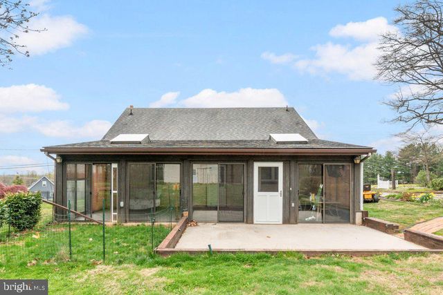 21119 RIDGE RD, Freeland, MD 21053