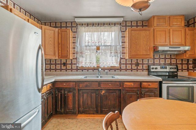 21119 RIDGE RD, Freeland, MD 21053