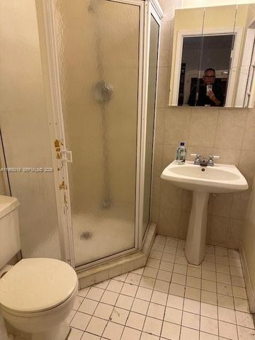 8932 Ridgeland Dr, Cutler Bay, FL 33157