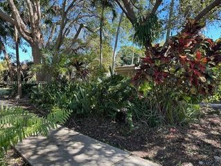 8932 Ridgeland Dr, Cutler Bay, FL 33157