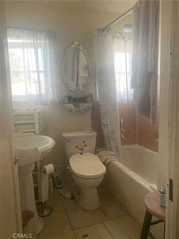 214 S Avenue 66, Los Angeles, CA 90042