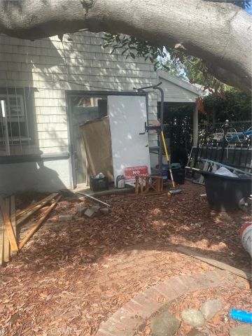 214 S Avenue 66, Los Angeles, CA 90042