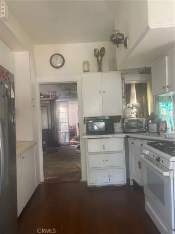 214 S Avenue 66, Los Angeles, CA 90042