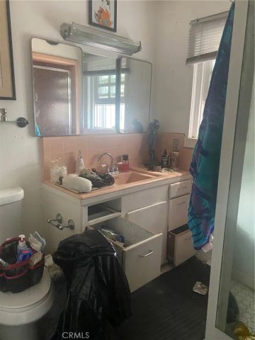 214 S Avenue 66, Los Angeles, CA 90042