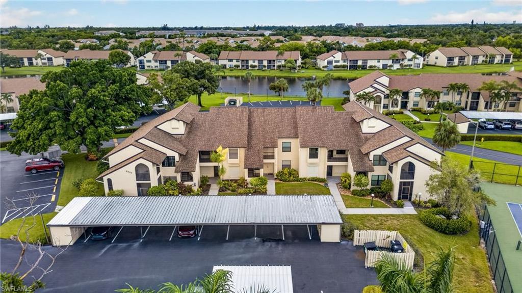 8382 Charter Club CIR 6, FORT MYERS, FL 33919 — photo 2