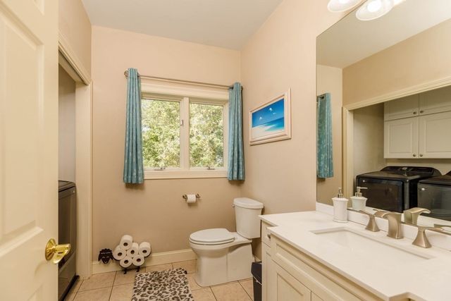 43 Wachusett Street, Leominster, MA 01453