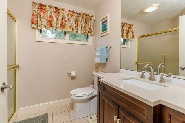 43 Wachusett Street, Leominster, MA 01453