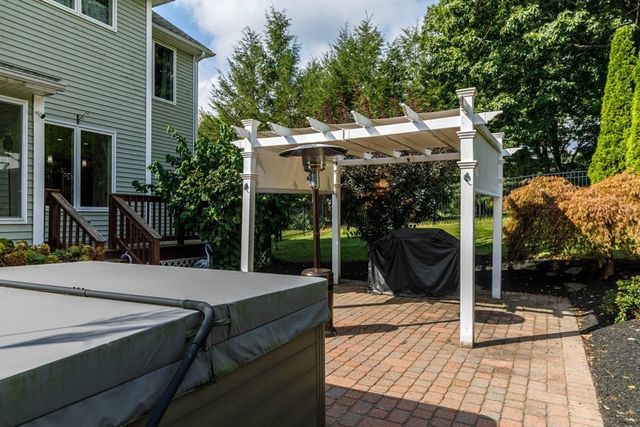 43 Wachusett Street, Leominster, MA 01453