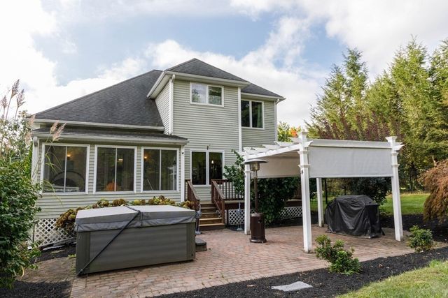 43 Wachusett Street, Leominster, MA 01453
