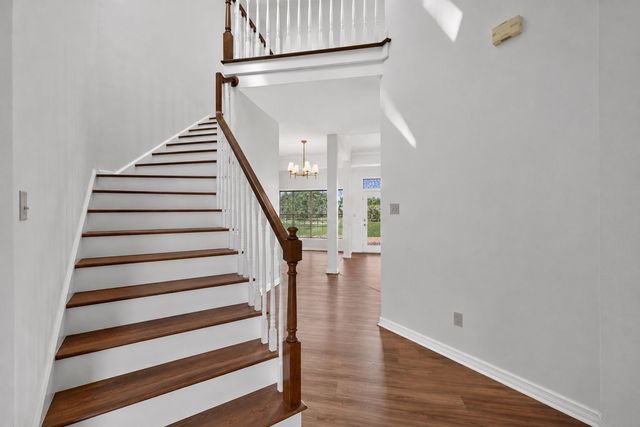 10090 Chenier Point, Shreveport, LA 71106