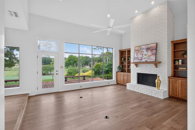 10090 Chenier Point, Shreveport, LA 71106