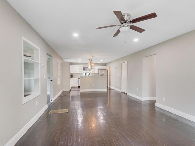712 S 9th Street, Fort Pierce, FL 34950