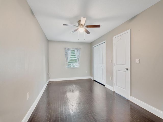 712 S 9th Street, Fort Pierce, FL 34950