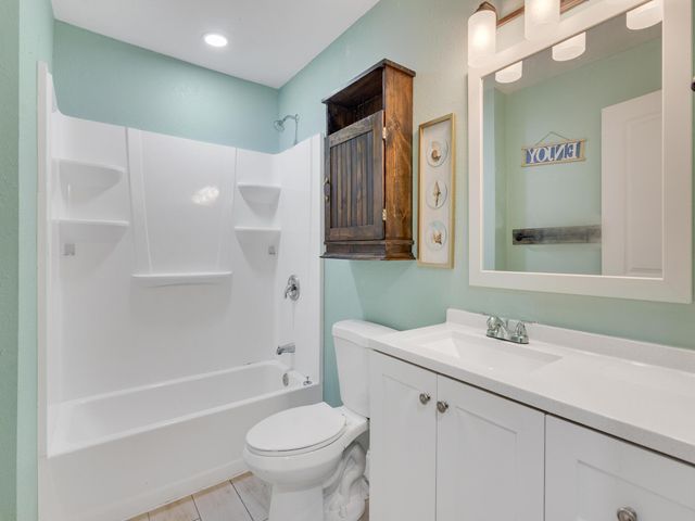 712 S 9th Street, Fort Pierce, FL 34950