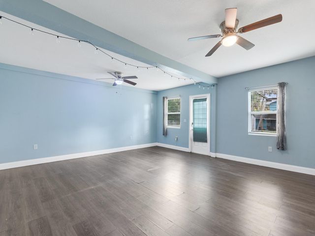 712 S 9th Street, Fort Pierce, FL 34950