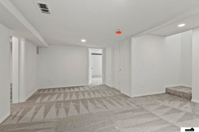 900 W Dawes Avenue, Lincoln, NE 68521