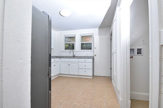 19 Ronan 1, Boston, MA 02125