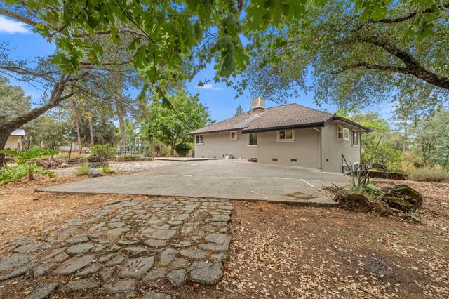 1200 Cebu Ln, Placerville, CA 95667