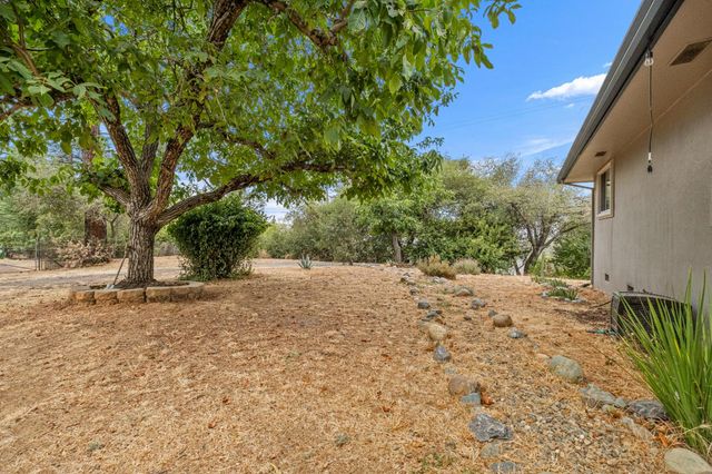 1200 Cebu Ln, Placerville, CA 95667
