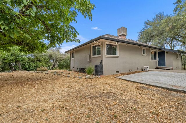 1200 Cebu Ln, Placerville, CA 95667