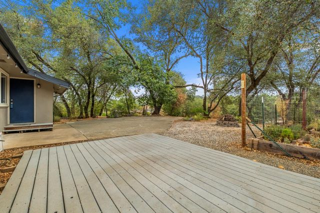 1200 Cebu Ln, Placerville, CA 95667