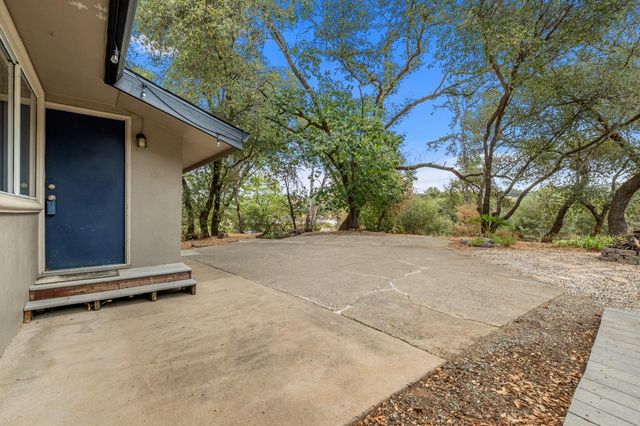 1200 Cebu Ln, Placerville, CA 95667