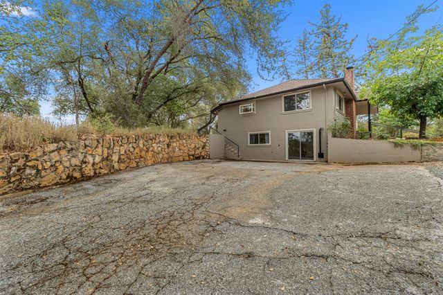 1200 Cebu Ln, Placerville, CA 95667