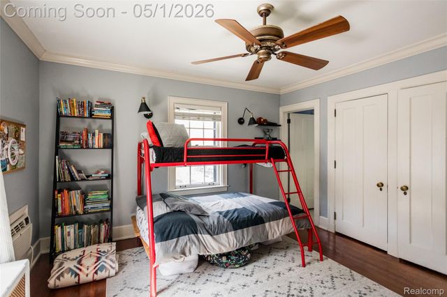 2929 Burns Street, Detroit, MI 48214