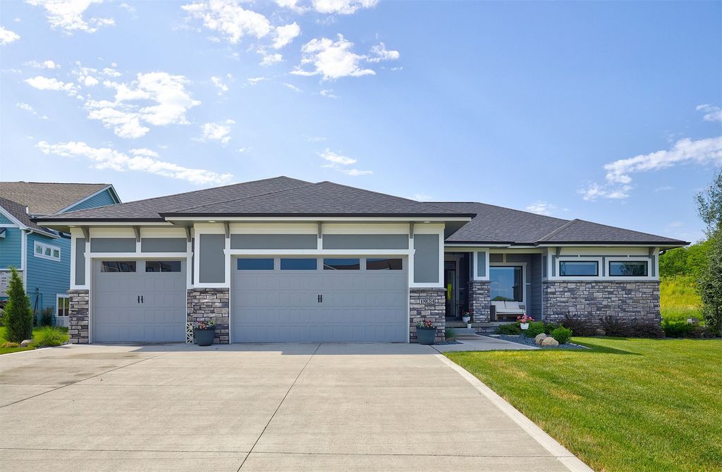 1924 Redbud Street, Norwalk, IA 50211