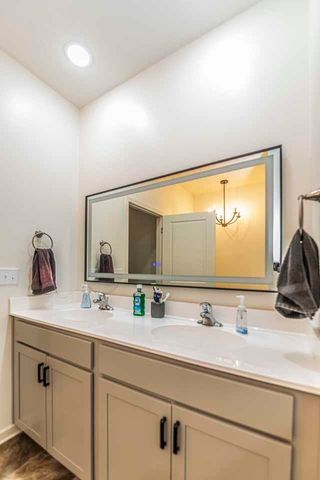 5119 SHELLBACK DR, Millington, TN 38053