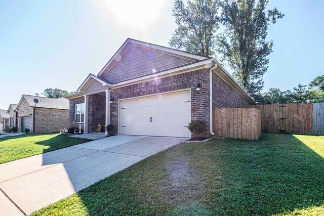 5119 SHELLBACK DR, Millington, TN 38053