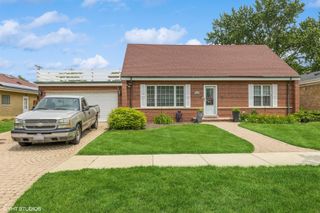 9445 Le Claire Avenue, Skokie, IL 60077