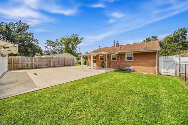33450 Willowick Drive, Eastlake, OH 44095
