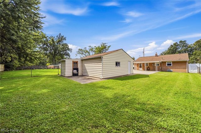 33450 Willowick Drive, Eastlake, OH 44095