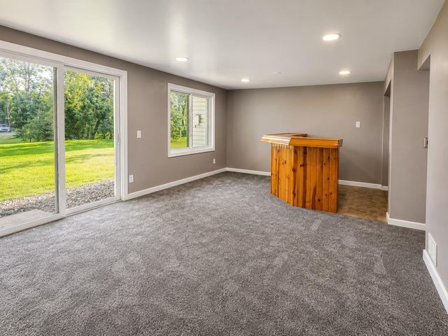 2192 Tower Court, Woodbury, MN 55125