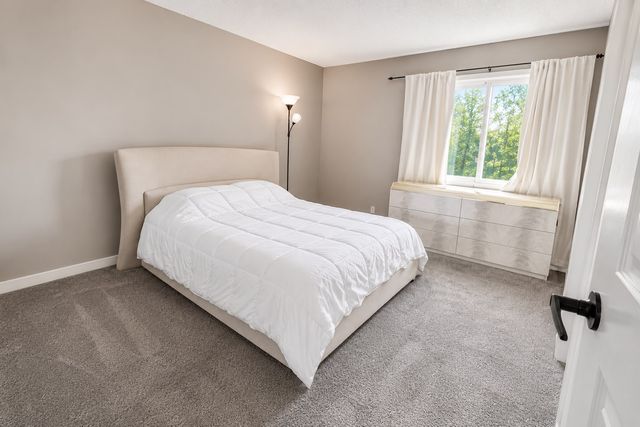 2192 Tower Court, Woodbury, MN 55125