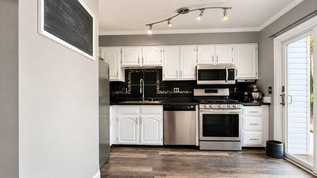 2192 Tower Court, Woodbury, MN 55125