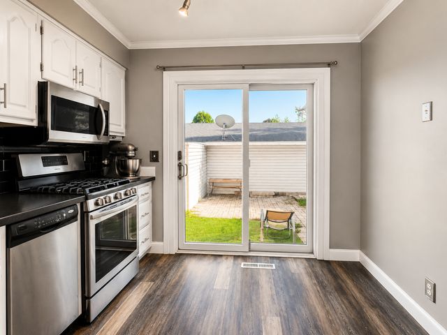 2192 Tower Court, Woodbury, MN 55125
