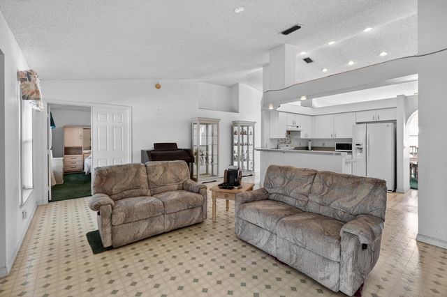 459 SE Nome Drive, Port St. Lucie, Port St Lucie, FL 34984