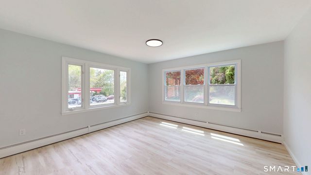 1920 Hartford Turnpike, North Haven, CT 06473
