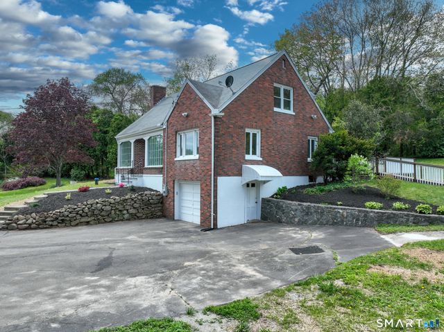 1920 Hartford Turnpike, North Haven, CT 06473