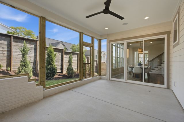 1522 Dugger Dr, Nashville, TN 37206