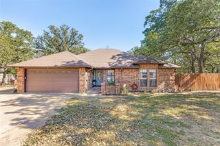 841 Amon Trail, Azle, TX 76020